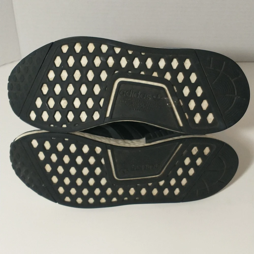 Adidas NMD R1‎ PrimeBlue, Size 6, Black White And Blue